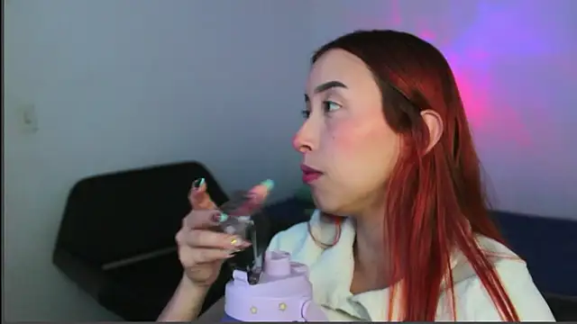 Snapshot of RoseSinsDonViktor chatting on February 2026 03:45:01 PM RoseSinsDonViktor online show from February 2026 03:45:01 PM