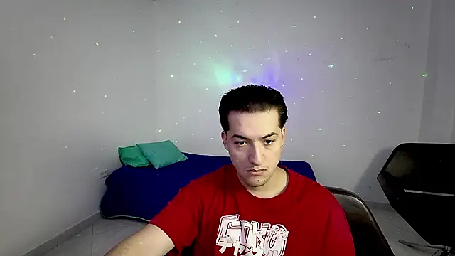 Snapshot of RoseSinsDonViktor chatting on February 2026 04:38:01 PM RoseSinsDonViktor online show from February 2026 04:38:01 PM