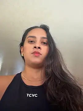 Snapshot of LunaHeat chatting on February 2026 03:13:02 PM LunaHeat online show from February 2026 03:13:02 PM