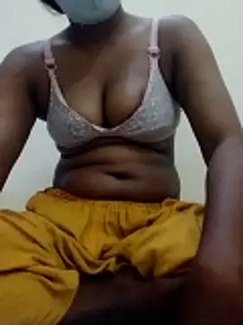 Toma7890 online show from February 2026 03:43:01 PM