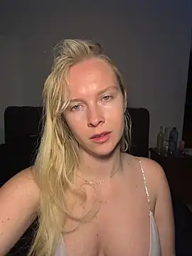 Ellie-rosee online show from February 2026 03:43:01 PM