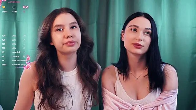 Snapshot of ZofiaSoshnik chatting on February 2026 06:29:02 AM ZofiaSoshnik online show from February 2026 06:29:02 AM