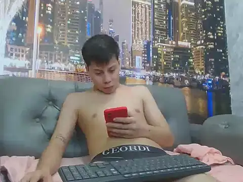 santiago xxxcol online show from April 2026 11:20:02 PM