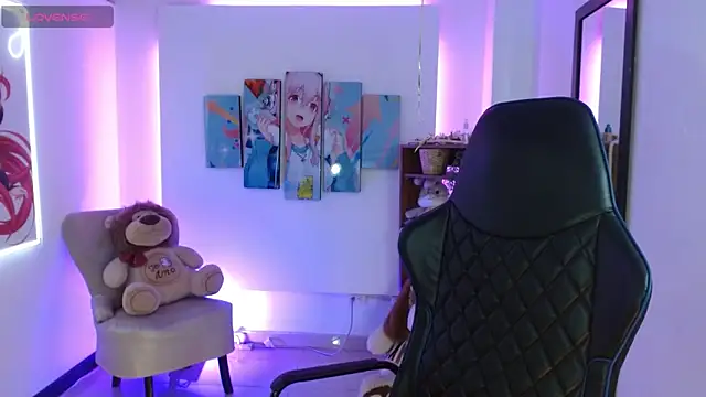 Snapshot of FIORELLA_L chatting on February 2026 12:12:01 PM FIORELLA L online show from February 2026 12:12:01 PM