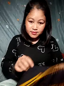 Mayly Sweet online show from February 2026 01:00:02 PM