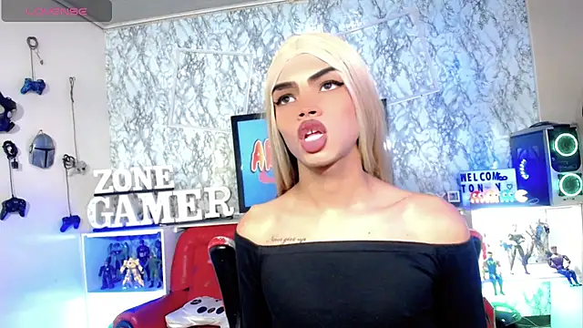 Karol Vanessa   online show from June 2026 02:33:01 PM