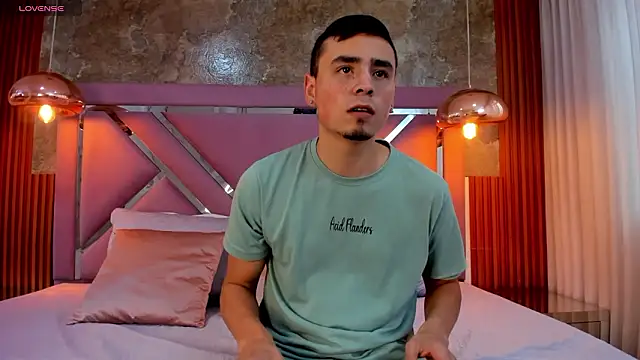 ChloeandAdam online show from March 2026 09:29:02 PM