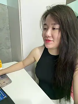 Amy8386 online show from May 2026 05:05:02 AM