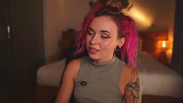 Sarah Pink online show from August 2026 01:24:02 PM