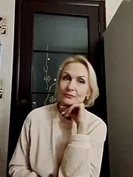 Snapshot of MichelleSolis chatting on March 2026 08:15:01 PM MichelleSolis online show from March 2026 08:15:01 PM