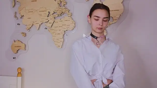 Snapshot of EddieChery chatting on February 2026 12:22:02 PM EddieChery online show from February 2026 12:22:02 PM