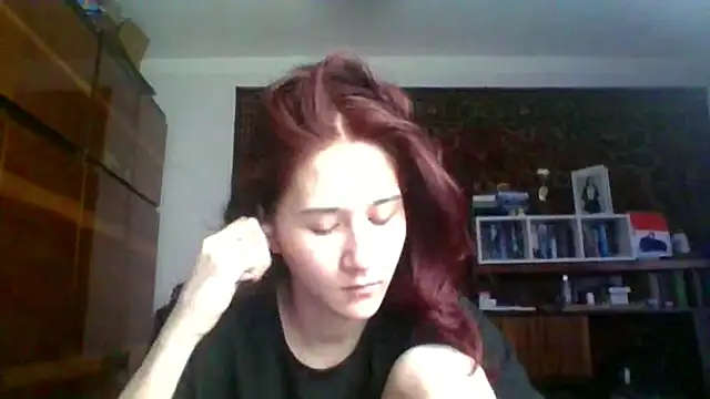 Snapshot of NickiKisinger chatting on February 2026 07:09:02 AM NickiKisinger online show from February 2026 07:09:02 AM