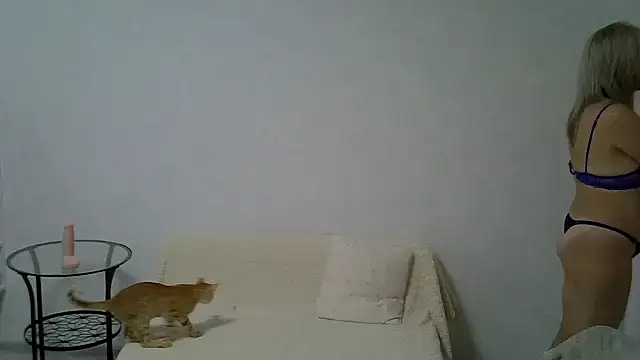 Snapshot of Opaldream chatting on June 2026 06:43:02 PM Opaldream online show from June 2026 06:43:02 PM