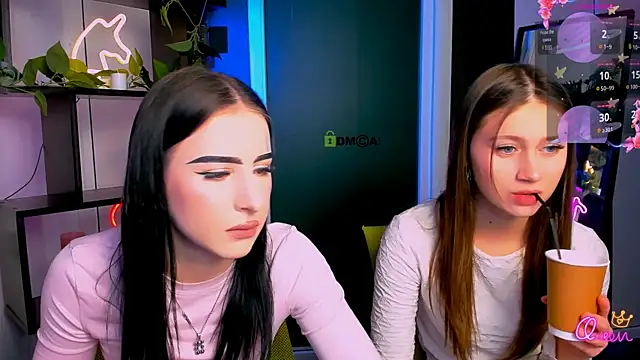 arianaa cat online show from March 2026 08:14:02 PM