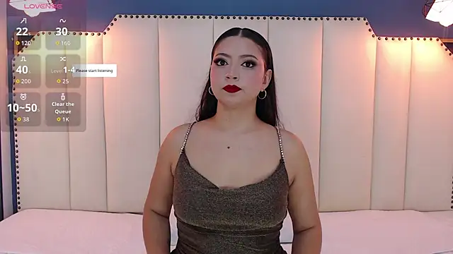 Snapshot of KiaraEverly chatting on February 2026 12:01:02 PM KiaraEverly online show from February 2026 12:01:02 PM