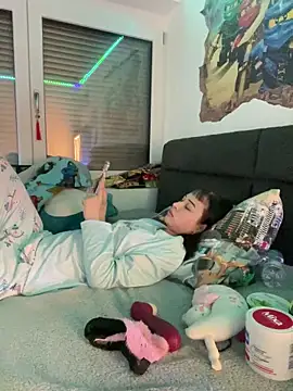 Just-Lilly online show from March 2026 01:04:02 PM