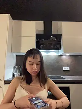 Just-Lilly online show from March 2026 01:00:01 PM