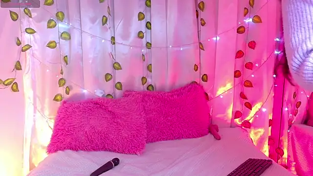 AlannaSmiless online show from March 2026 01:12:02 PM