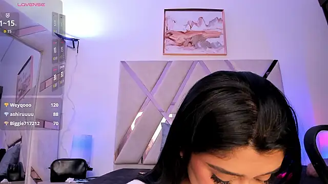 Snapshot of Lucia_velez chatting on February 2026 07:51:01 AM Lucia velez online show from February 2026 07:51:01 AM