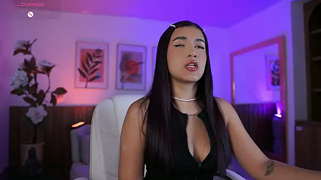 IvyGrabes online show from July 2026 11:35:01 AM