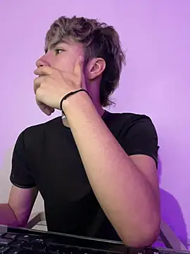 AlexanderCollman2 online show from April 2026 02:46:02 AM