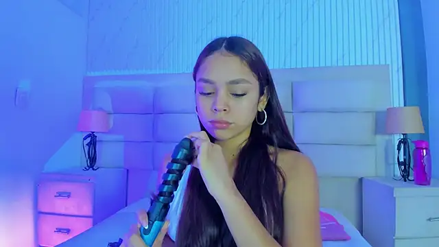 CarolineFyre online show from March 2026 12:17:02 PM