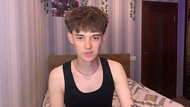 Sweet Dude online show from May 2026 06:48:01 PM