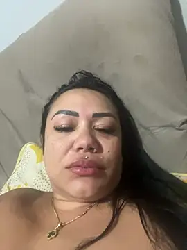 Snapshot of Deyseprado35 chatting on February 2026 01:48:01 AM Deyseprado35 online show from February 2026 01:48:01 AM