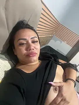 Snapshot of Deyseprado35 chatting on February 2026 06:52:01 AM Deyseprado35 online show from February 2026 06:52:01 AM