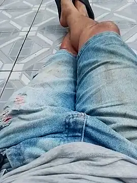 pau-de-ourod online show from April 2026 12:16:02 PM