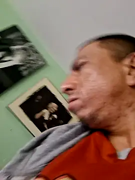 Snapshot of bigbooietx chatting on February 2026 08:02:02 AM bigbooietx online show from February 2026 08:02:02 AM