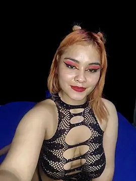 Snapshot of zoe_love18 chatting on February 2026 05:01:01 AM zoe love18 online show from February 2026 05:01:01 AM