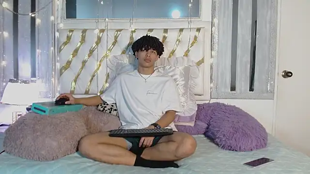 ian smith  online show from February 2026 12:11:01 PM