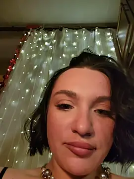 Snapshot of HotDevilGirl_ chatting on February 2026 04:25:02 PM HotDevilGirl online show from February 2026 04:25:02 PM