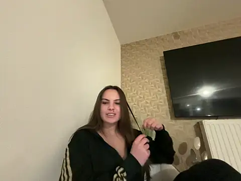 alixxxm7 online show from February 2026 09:34:01 PM