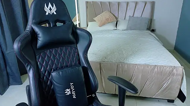 Alishaa sweet online show from April 2026 07:58:02 PM