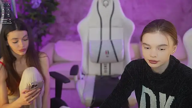 Snapshot of Zlata_Sky chatting on February 2025 06:55:02 PM Zlata Sky online show from February 2025 06:55:02 PM