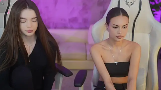 Snapshot of Zlata_Sky chatting on February 2025 07:30:02 PM Zlata Sky online show from February 2025 07:30:02 PM