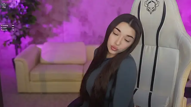 Snapshot of Zlata_Sky chatting on February 2025 07:41:01 PM Zlata Sky online show from February 2025 07:41:01 PM