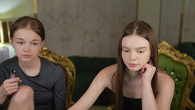 Snapshot of Zlata_Sky chatting on March 2025 09:45:02 PM Zlata Sky online show from March 2025 09:45:02 PM