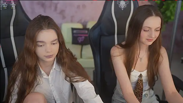 Snapshot of Zlata_Sky chatting on November 2025 03:25:01 PM Zlata Sky online show from November 2025 03:25:01 PM