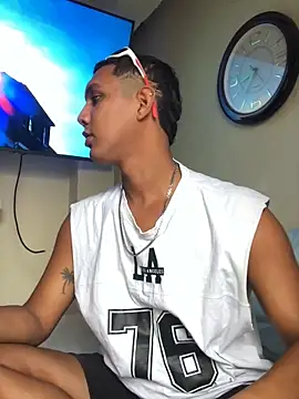 Snapshot of _Usher chatting on March 2026 01:29:02 PM Usher online show from March 2026 01:29:02 PM