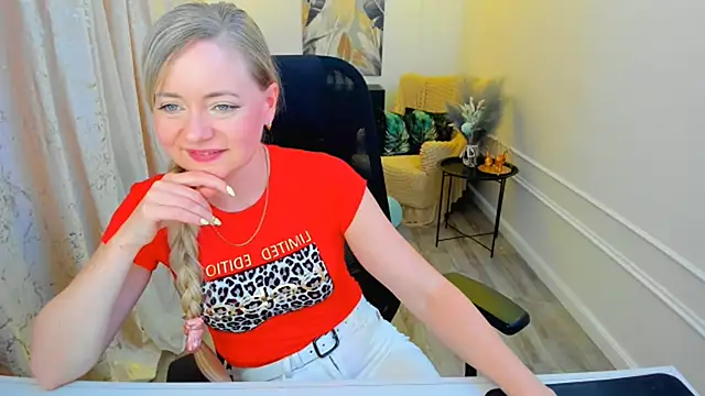 CharlotteKerti online show from June 2026 02:33:01 PM