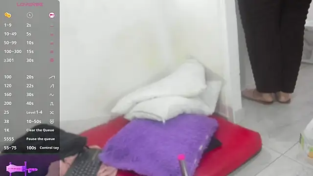 mature gold1 online show from April 2026 12:17:02 PM