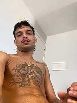 Snapshot of ruffvip chatting on February 2026 01:43:01 PM ruffvip online show from February 2026 01:43:01 PM