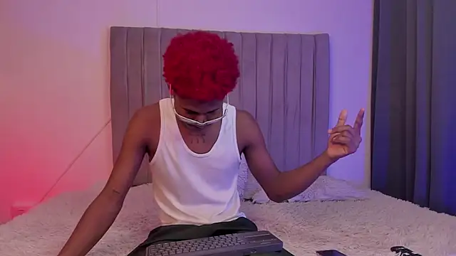 im oleiderr online show from April 2026 07:49:02 PM