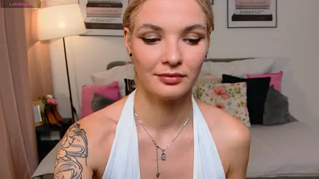 SinLuna  online show from July 2026 07:47:01 AM