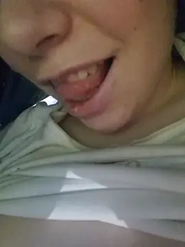 miraevelina online show from February 2026 09:14:02 AM