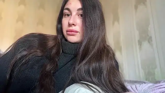 LiluMartiznir online show from April 2026 06:30:01 AM