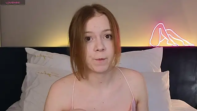 AliceYummy online show from April 2026 06:10:01 PM